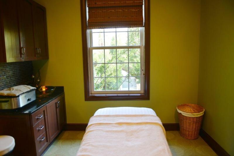 فندق Riverstone Condo Resort & Spa