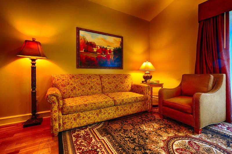 فندق Riverstone Condo Resort & Spa