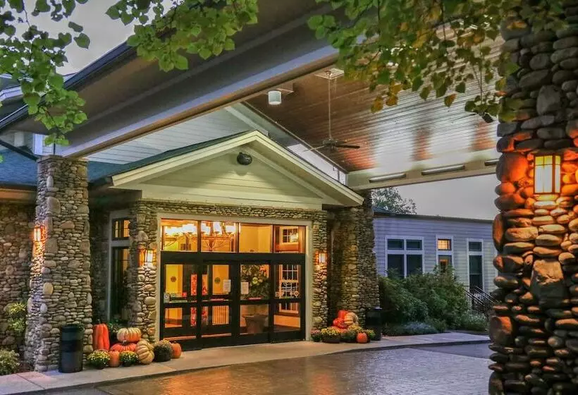 Hotel Riverstone Condo Resort & Spa