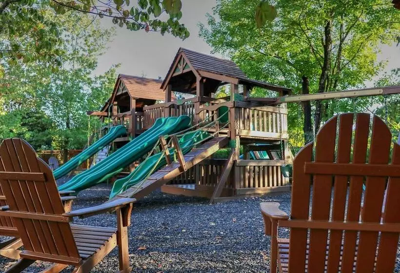 Hotel Riverstone Condo Resort & Spa