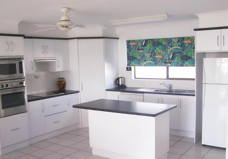 ホテル Roydon Beachfront Apartments