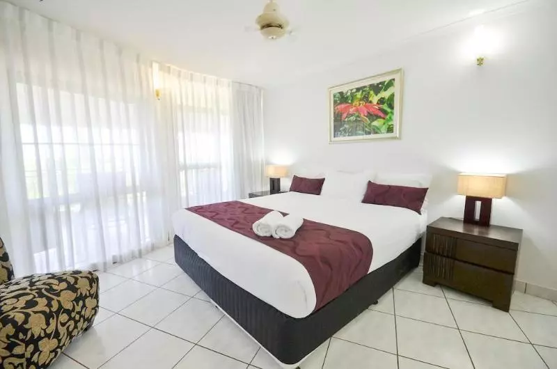 ホテル Roydon Beachfront Apartments