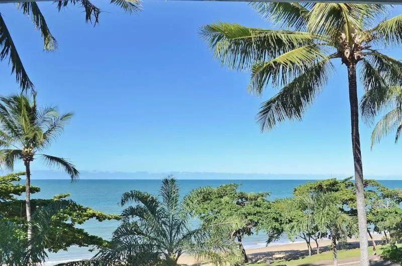 ホテル Roydon Beachfront Apartments