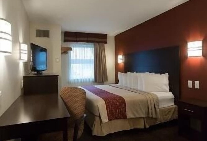 호텔 Travelodge By Wyndham Romulus Detroit Airport