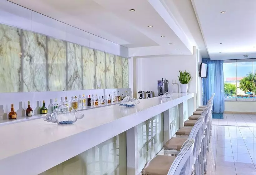 ホテル Vasia Resort & Spa