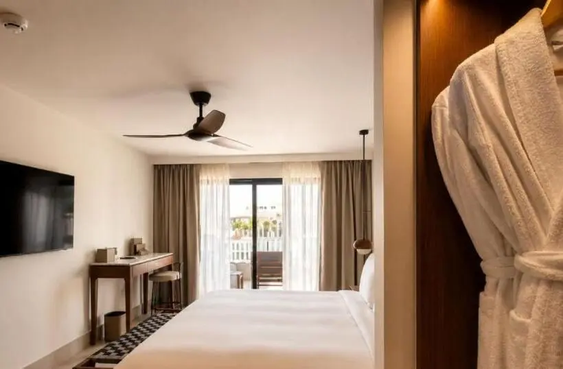 Hotelli Vasia Resort & Spa