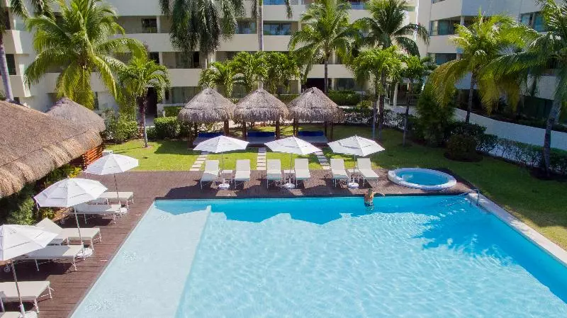 Hotel Privilege Aluxes - Adults Only