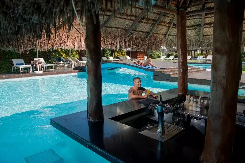 Hotel Privilege Aluxes - Adults Only