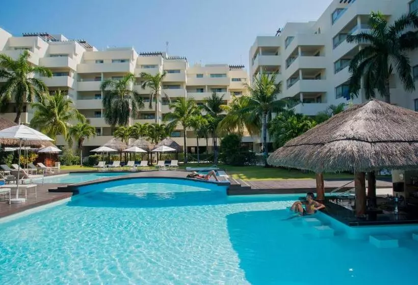 Hotel Privilege Aluxes - Adults Only