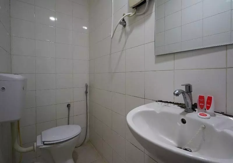 Lahore Hotel By Oyo Rooms