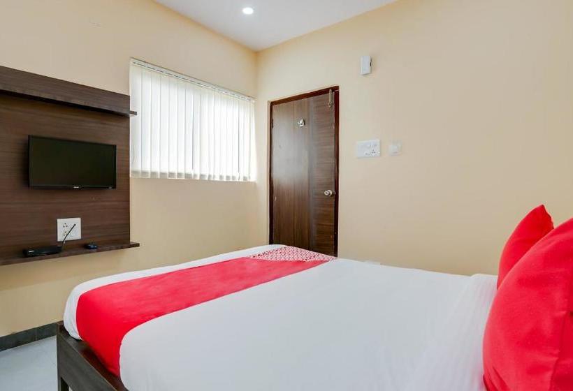 Hotel Oyo 28124 Alekhya Residency Cafe Bahar