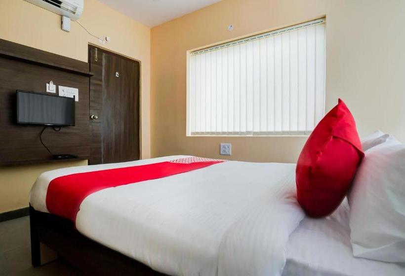 Hotel Oyo 28124 Alekhya Residency Cafe Bahar