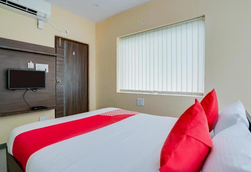 Hotel Oyo 28124 Alekhya Residency Cafe Bahar