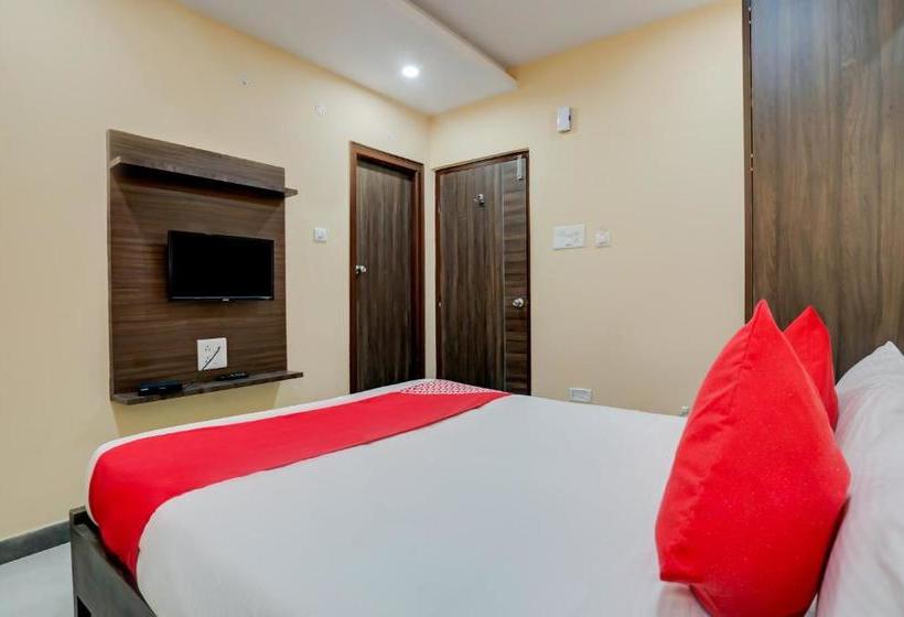 Hotel Oyo 28124 Alekhya Residency Cafe Bahar