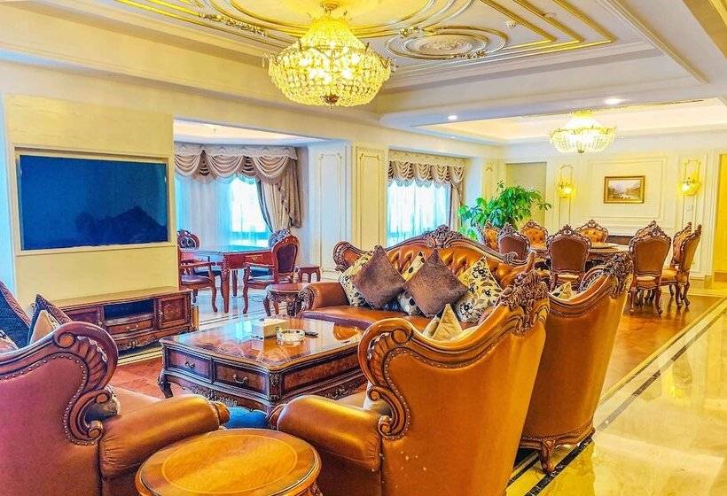 Отель Wyndham Grand Kunming East