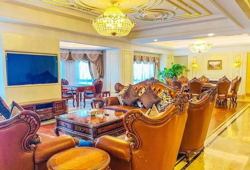 ホテル Wyndham Grand Kunming East