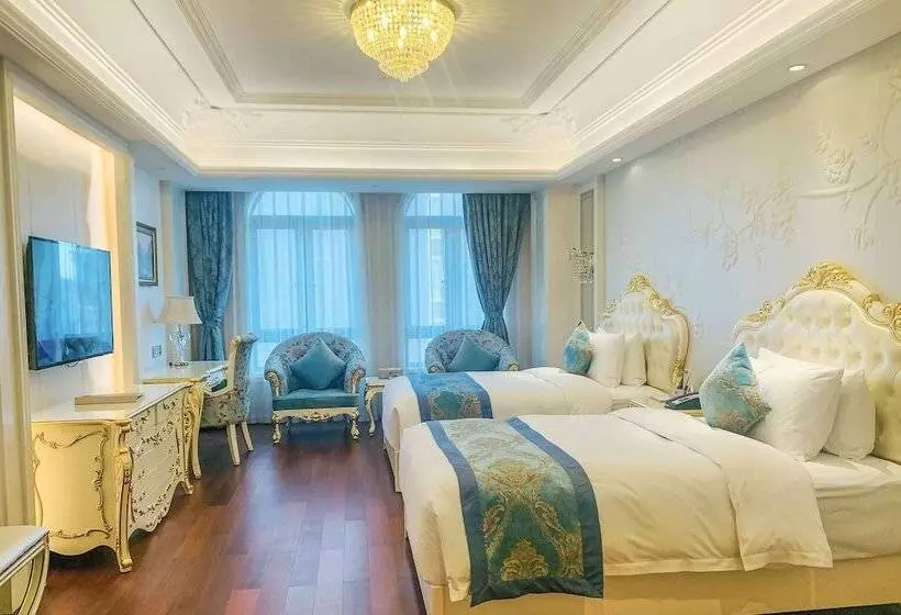 ホテル Wyndham Grand Kunming East