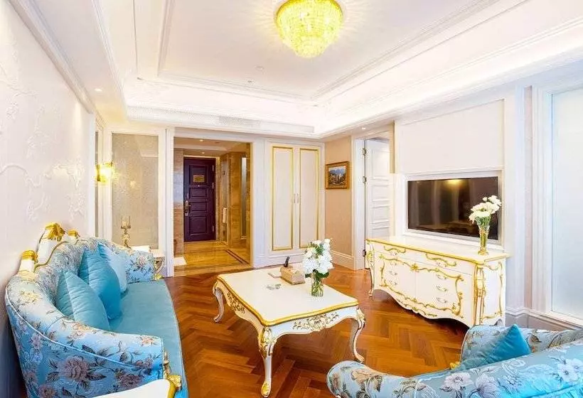 ホテル Wyndham Grand Kunming East