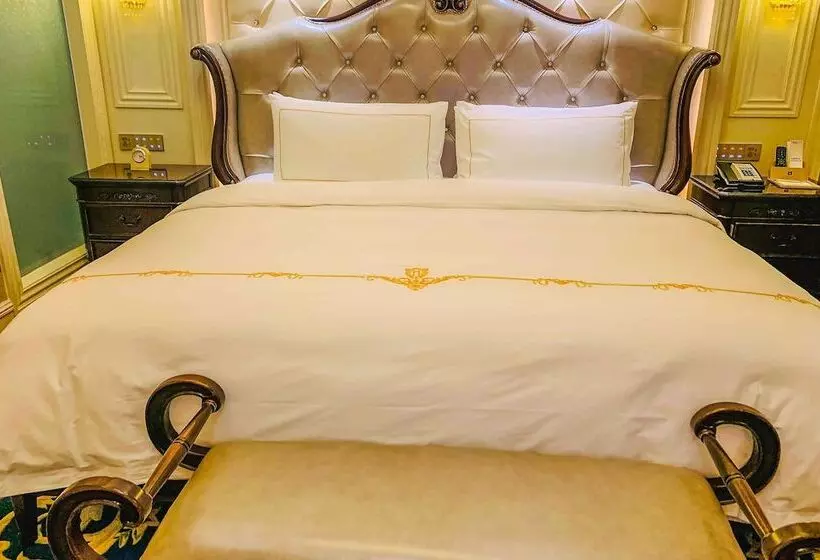 ホテル Wyndham Grand Kunming East