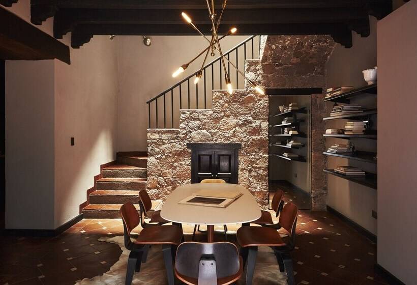 Dos Casas Hotel & Spa