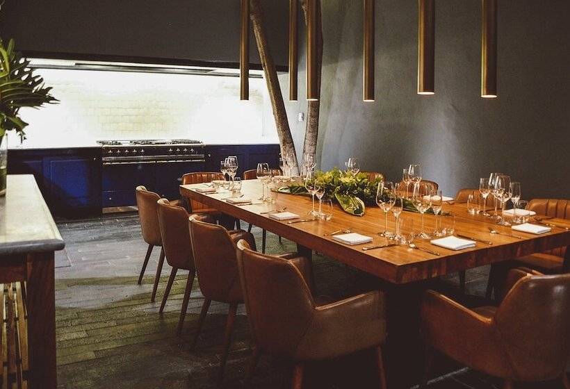 Dos Casas Hotel & Spa