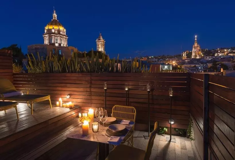 Dos Casas Hotel & Spa