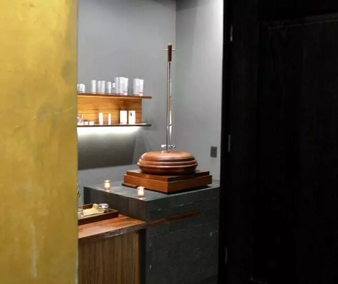 Dos Casas Hotel & Spa