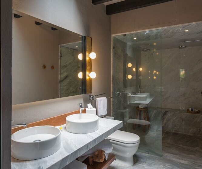 Dos Casas Hotel & Spa