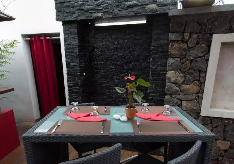 هتل Exsel Alamanda