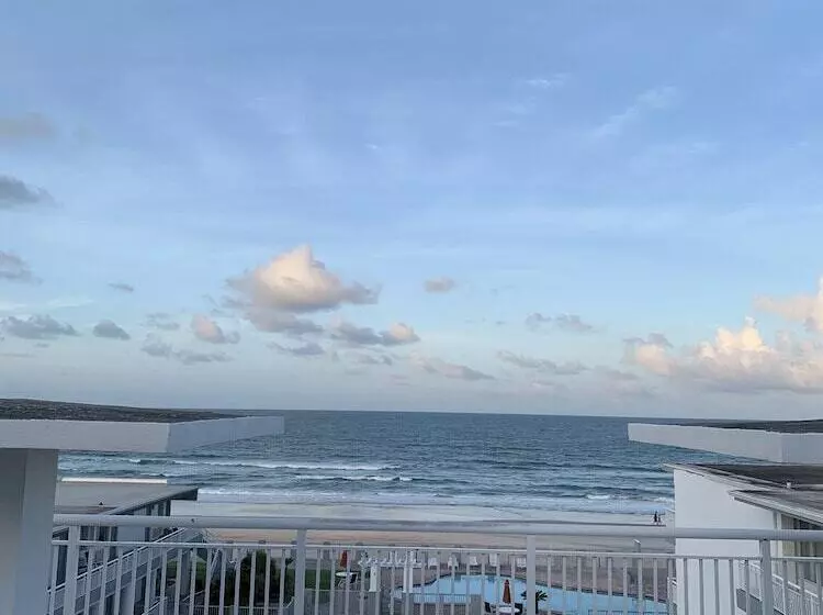 호텔 Arya Blu Inn And Suites