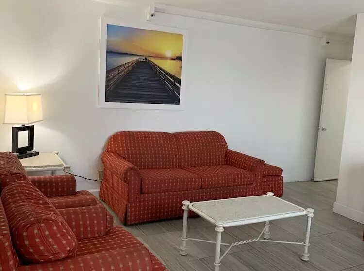 호텔 Arya Blu Inn And Suites