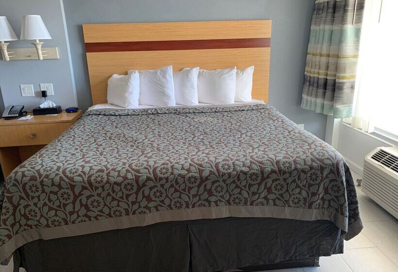 Отель Arya Blu Inn And Suites