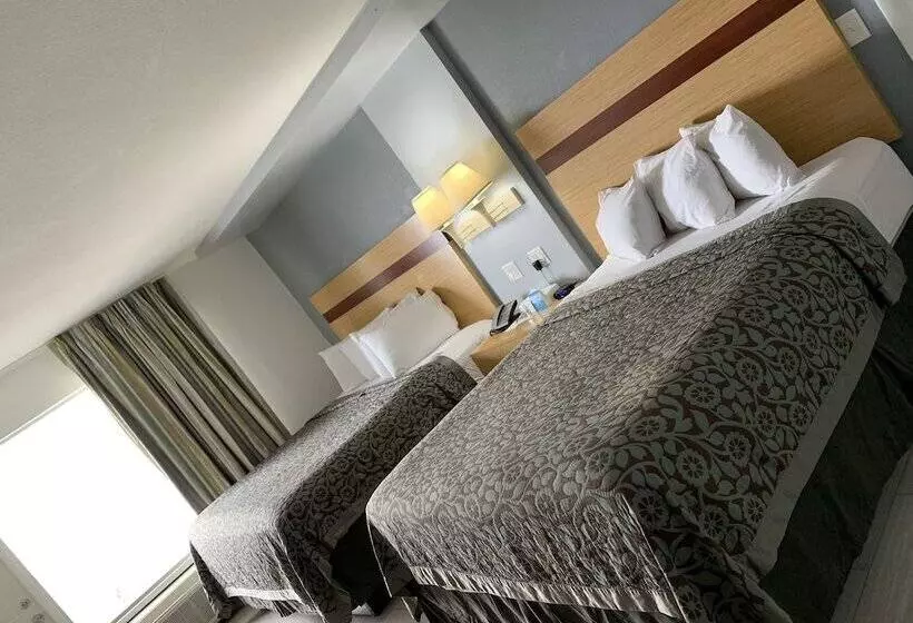 호텔 Arya Blu Inn And Suites