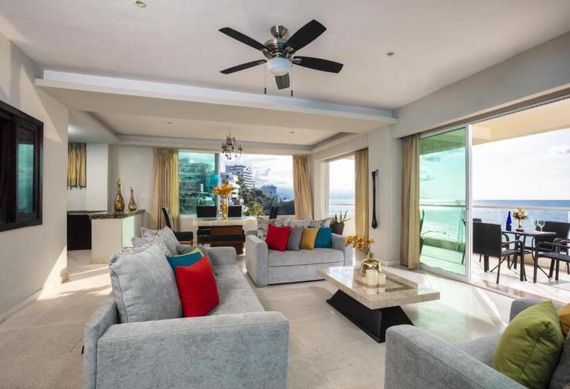 Blue Chairs Resort by The Sea - Adults Only