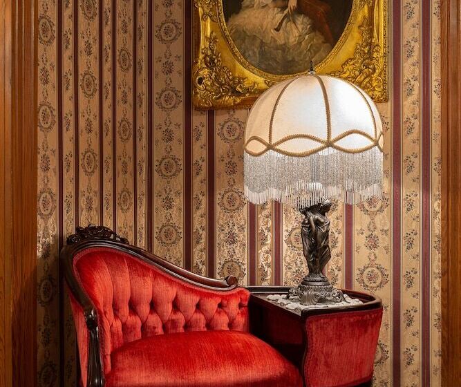 בית מלון כפרי Cedar House Inn