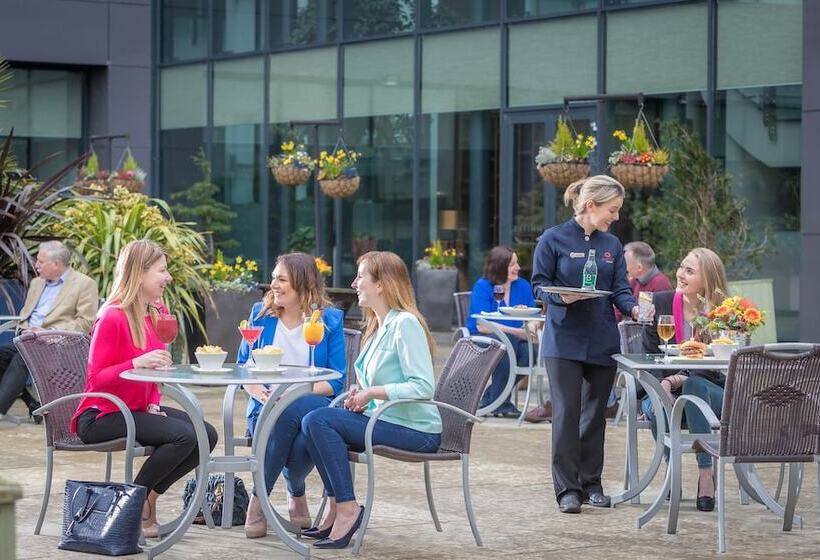 Отель Clayton Whites