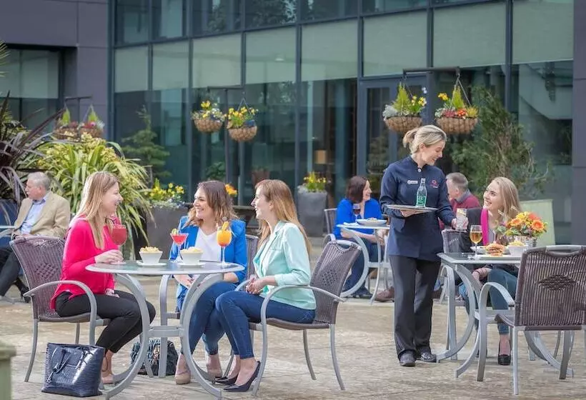 هتل Clayton Whites