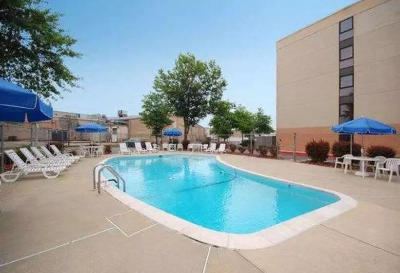 فندق Comfort Inn