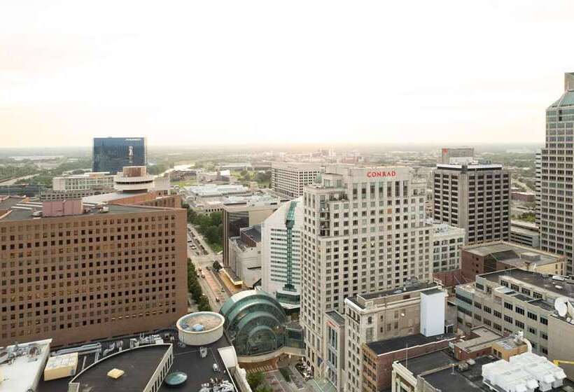 هتل Conrad Indianapolis