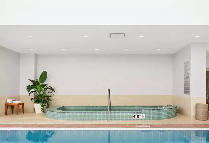 ホテル Conrad Indianapolis