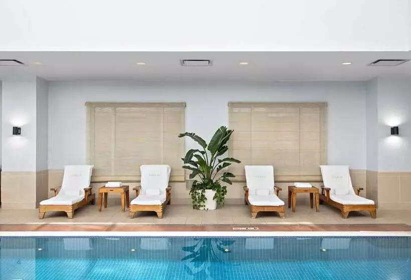 ホテル Conrad Indianapolis