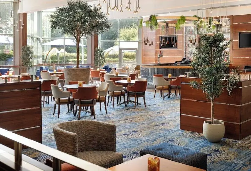 Hotelli Crowne Plaza London   Gatwick Airport, An Ihg