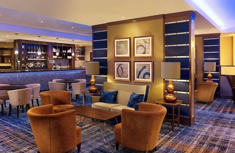 Hotelli Crowne Plaza London   Gatwick Airport, An Ihg