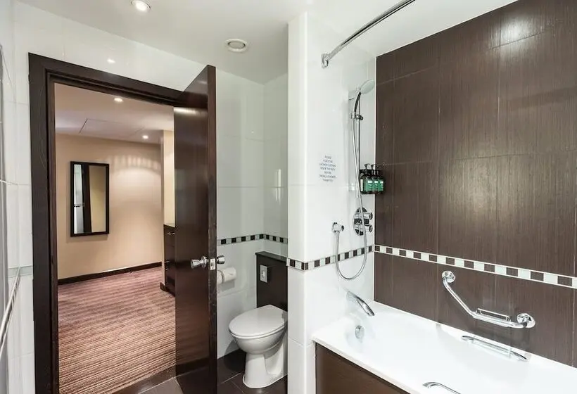 Hotelli Crowne Plaza London   Gatwick Airport, An Ihg
