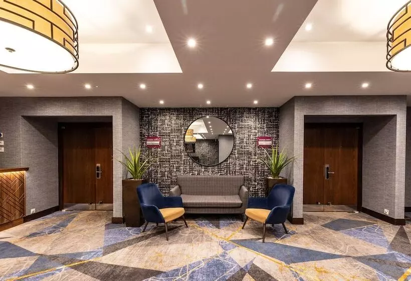 호텔 Crowne Plaza London   Gatwick Airport, An Ihg