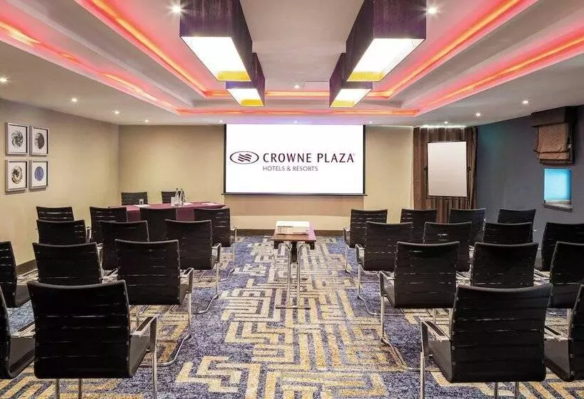 호텔 Crowne Plaza London   Gatwick Airport, An Ihg