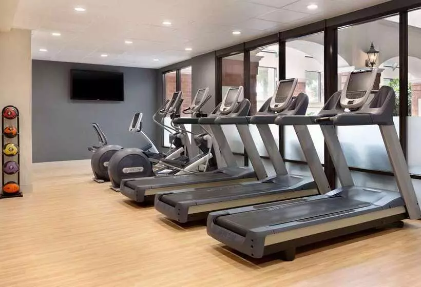 هتل Embassy Suites By Hilton Dallas Dfw Airport South