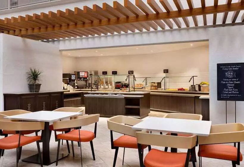 هتل Embassy Suites By Hilton Dallas Dfw Airport South