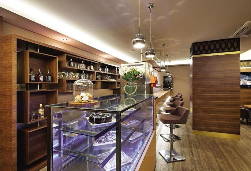 Emre Beach & Emre Hotel