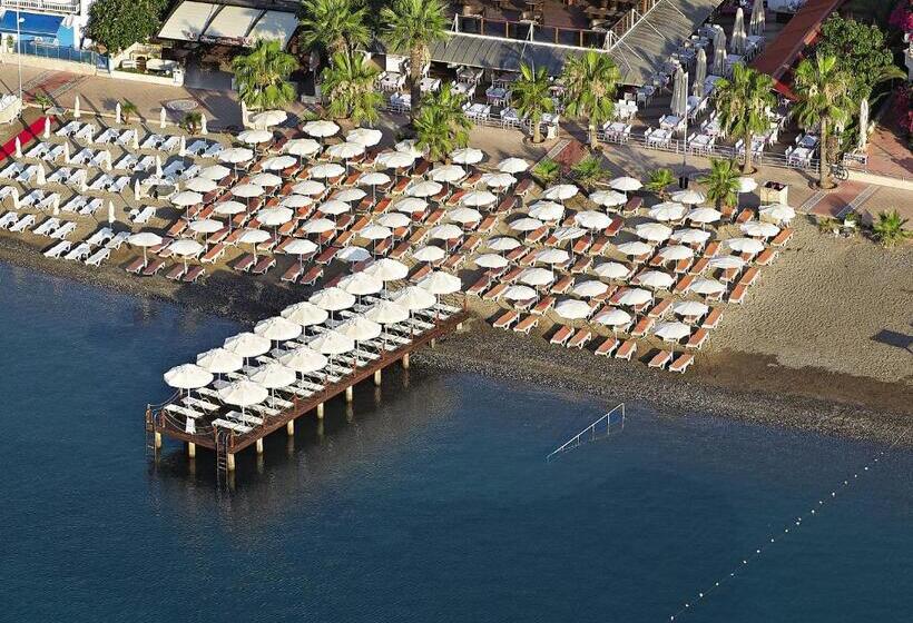 Emre Beach & Emre Hotel
